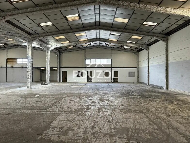 Local d’activités dans Clermont-Ferrand à louer - Photo intérieure – Image 3 sur 12