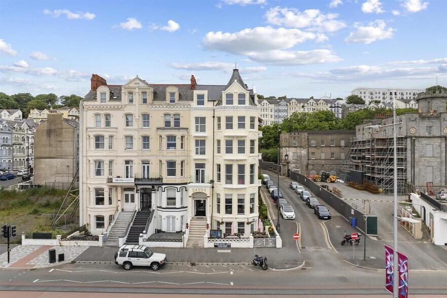 6 Central Promenade, Isle Of Man à vendre - Photo de l’immeuble – Image 2 sur 70