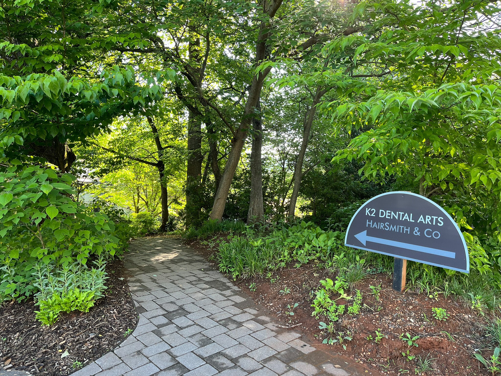 1144 E Market St, Charlottesville, VA à louer Photo de l’immeuble– Image 1 sur 18