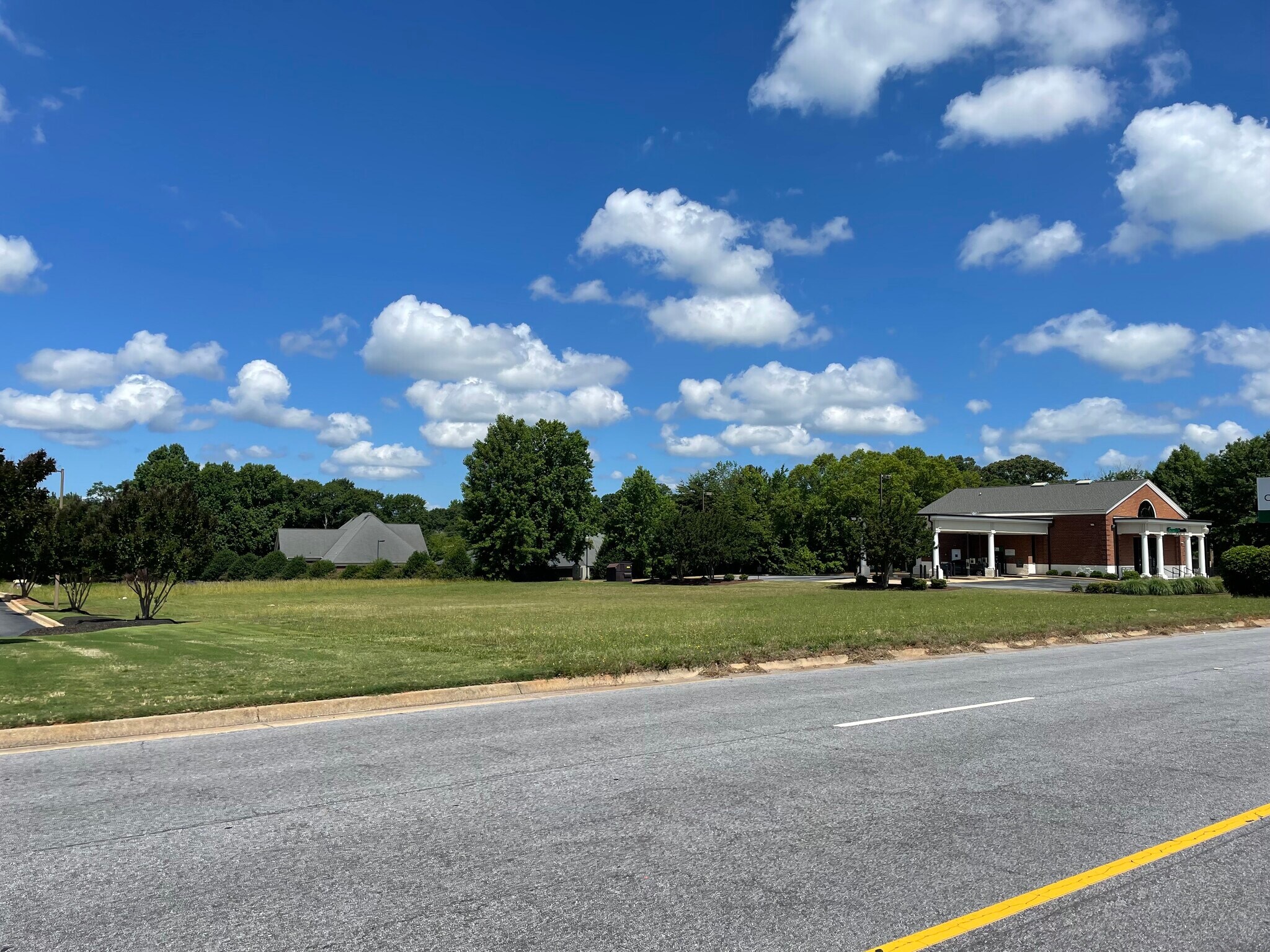 2123 SC 81, Anderson, SC à louer Photo principale– Image 1 sur 7