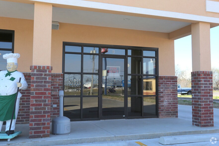 139 W Shawnee St, Muskogee, OK à vendre - Photo de l’immeuble – Image 3 sur 11