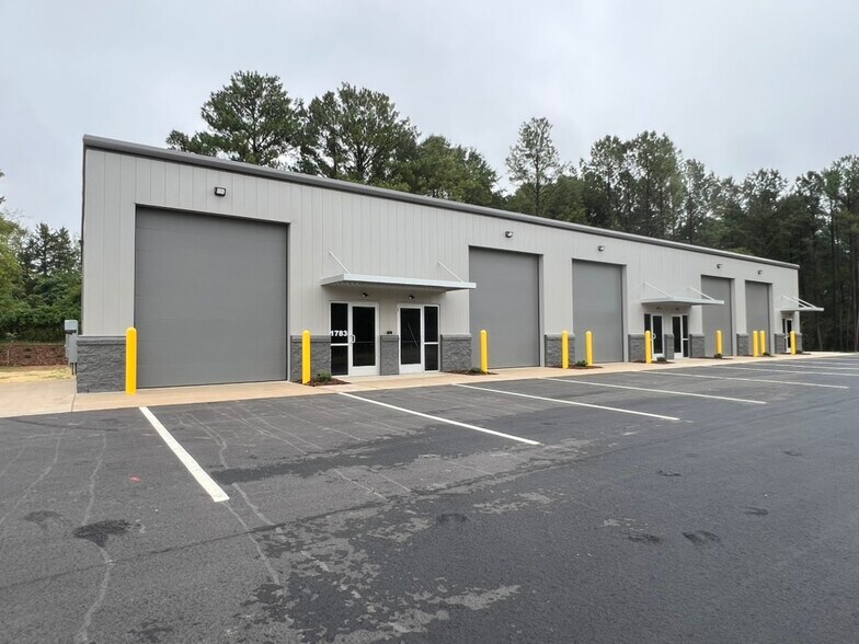 1781 S NC 16 Business Hwy, Stanley, NC à louer - Photo de l’immeuble – Image 2 sur 7