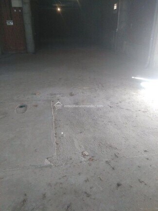 Plus de détails pour Local commercial à louer