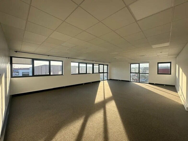 Bureau dans OBERNAI à louer - Photo de l’immeuble – Image 2 sur 6