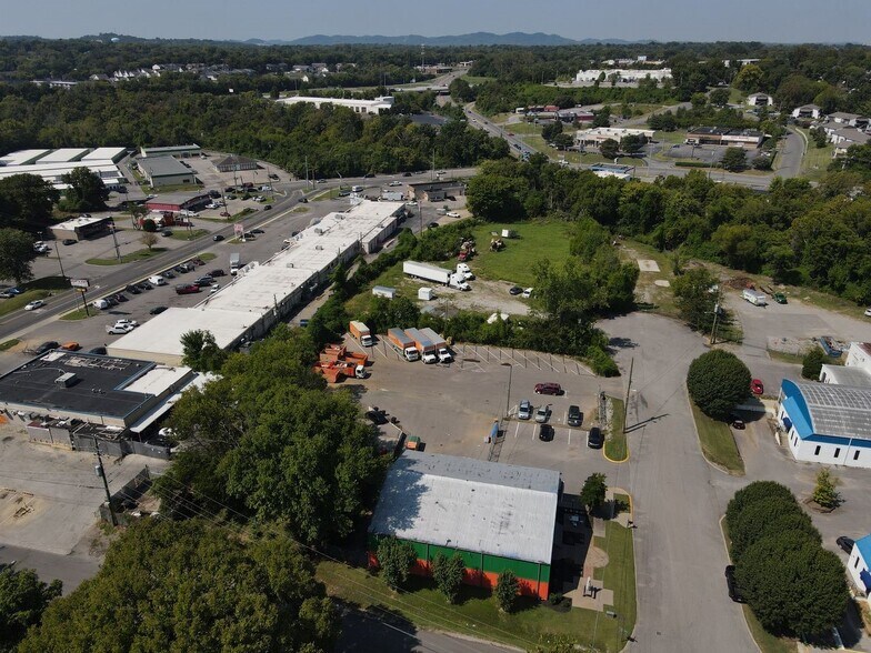 101 Cummings Ct, Antioch, TN à vendre - Photo de l’immeuble – Image 3 sur 3