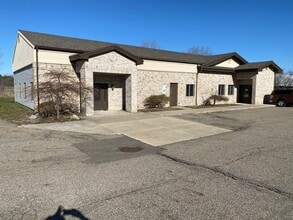 2860 Jolly Rd, Okemos, MI à louer Photo intérieure– Image 2 sur 7