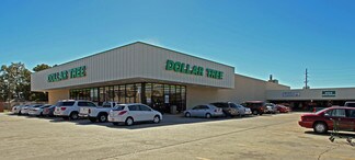 Plus de détails pour 1906-1918 E Judge Perez Dr, Chalmette, LA - Local commercial à louer