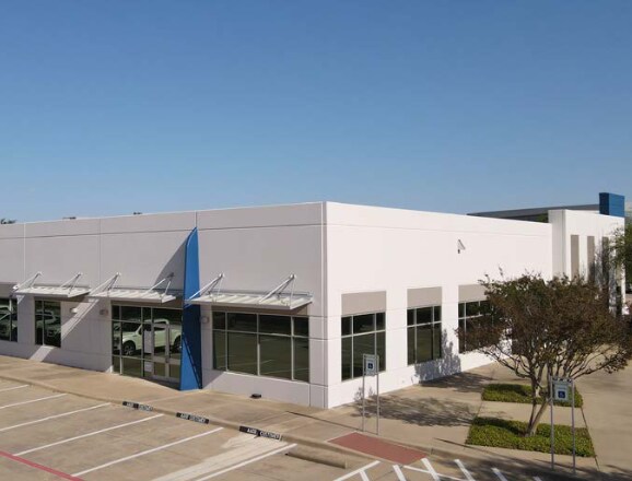 8333 Royal Ridge Pky, Irving, TX à louer - Photo de l’immeuble – Image 2 sur 8