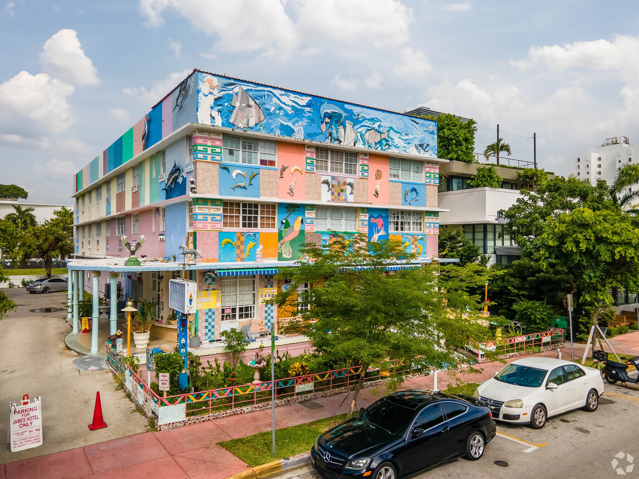 1680 James Ave, Miami Beach, FL à vendre Photo de l’immeuble– Image 1 sur 56