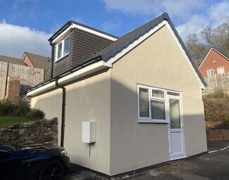 Plus de détails pour 435-437 Halesowen Rd, Cradley Heath - Bureau à louer