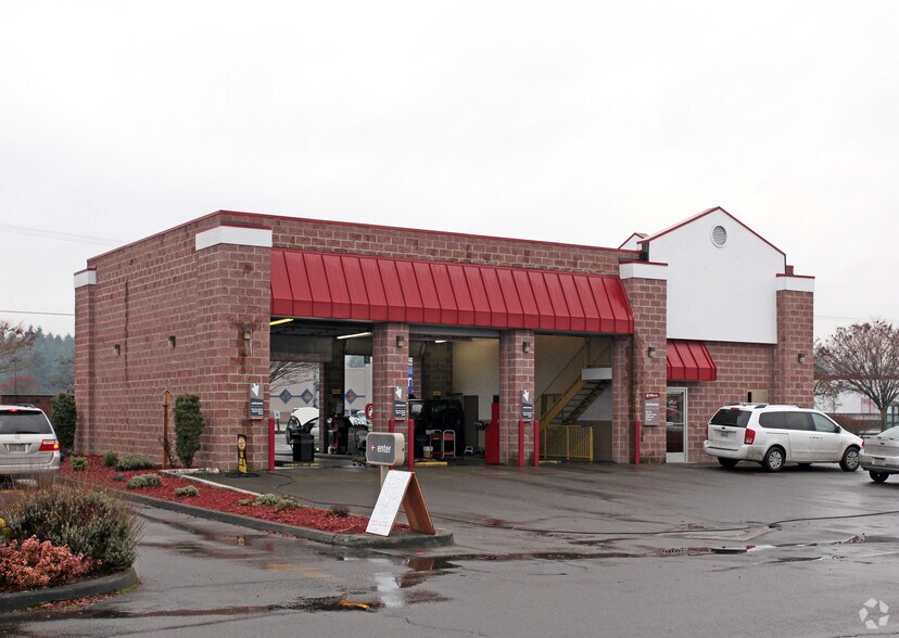 1002 Yelm Ave E, Yelm, WA à vendre - Photo de l’immeuble – Image 1 sur 2