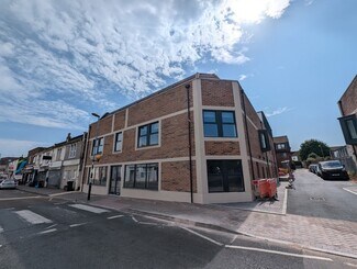 Plus de détails pour 155 West St, Bristol - Logement à vendre