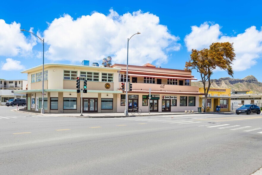 567 Kapahulu Ave, Honolulu, HI à vendre - Photo de l’immeuble – Image 2 sur 10
