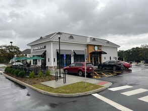 6540 Main St, Stratford, CT à louer Photo de l’immeuble– Image 2 sur 2