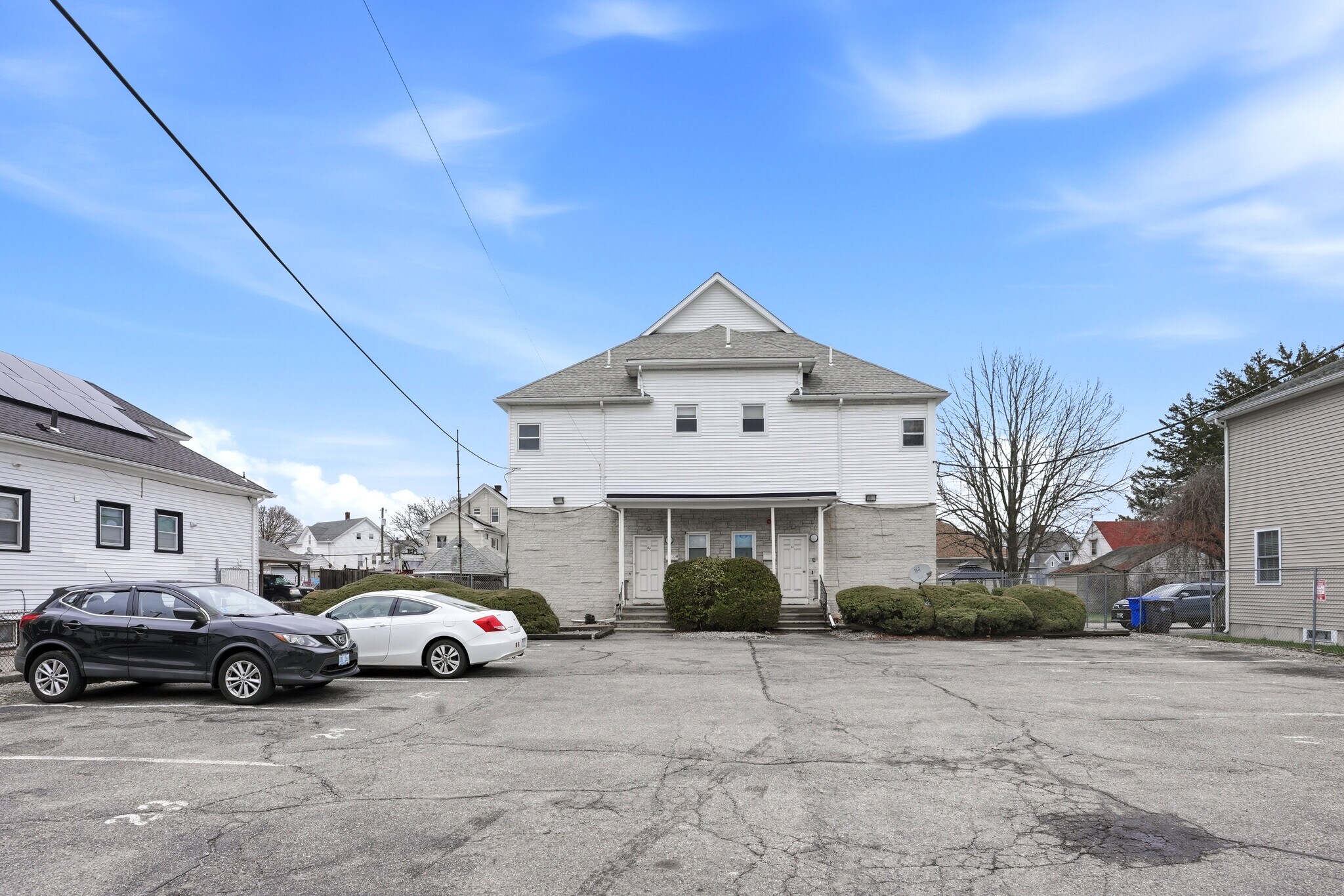 122 Lowell Ave, Providence, RI à vendre Photo principale– Image 1 sur 9