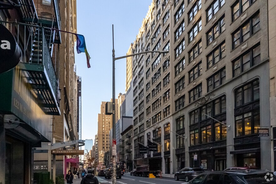 145 W 29th St, New York, NY à louer - Photo de l’immeuble – Image 3 sur 9