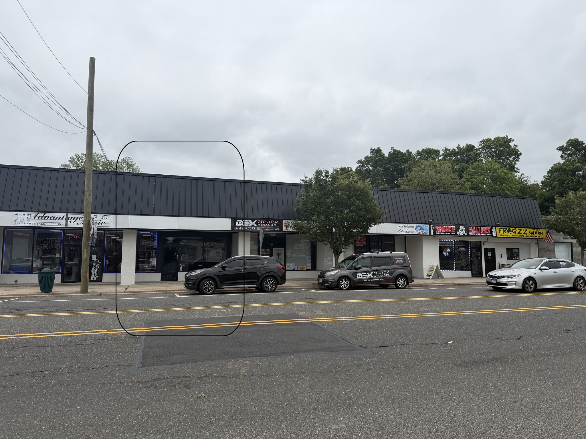 419-437 Hawkins Ave, Ronkonkoma, NY à louer Photo intérieure– Image 1 sur 1