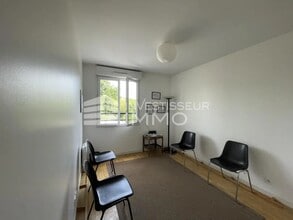 Bureau dans Le Plessis-Trévise à louer Photo intérieure– Image 2 sur 5