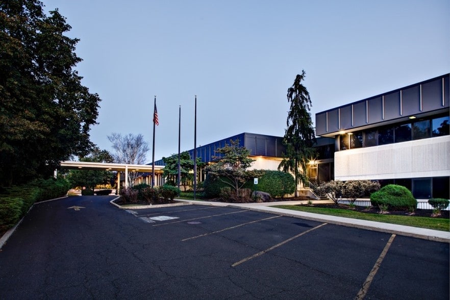 3103 Philmont Ave, Huntingdon Valley, PA à louer - Photo de l’immeuble – Image 3 sur 6