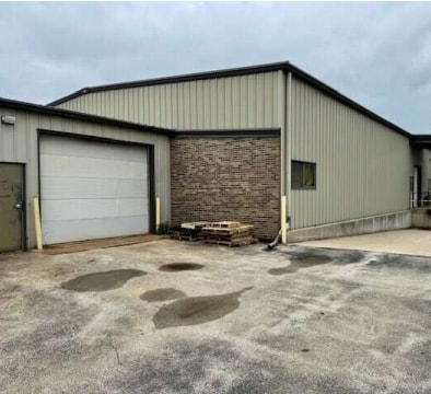 S83W18510 Saturn Dr, Muskego, WI à vendre - Photo de l’immeuble – Image 3 sur 7