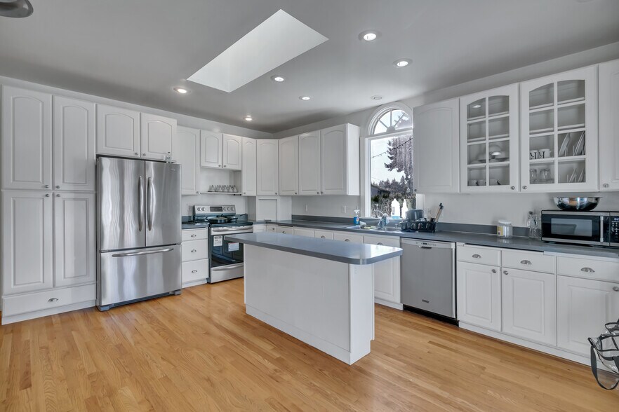 10709 Woodland Ave E, Puyallup, WA à vendre - Photo de l’immeuble – Image 3 sur 23
