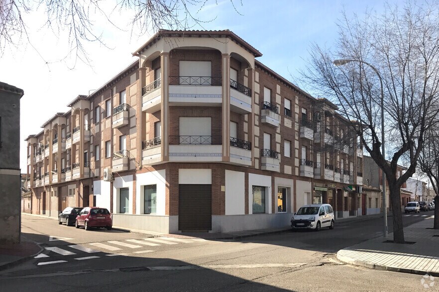 Calle Cáceres, 5, Sonseca, Toledo à vendre - Photo de l’immeuble – Image 2 sur 2