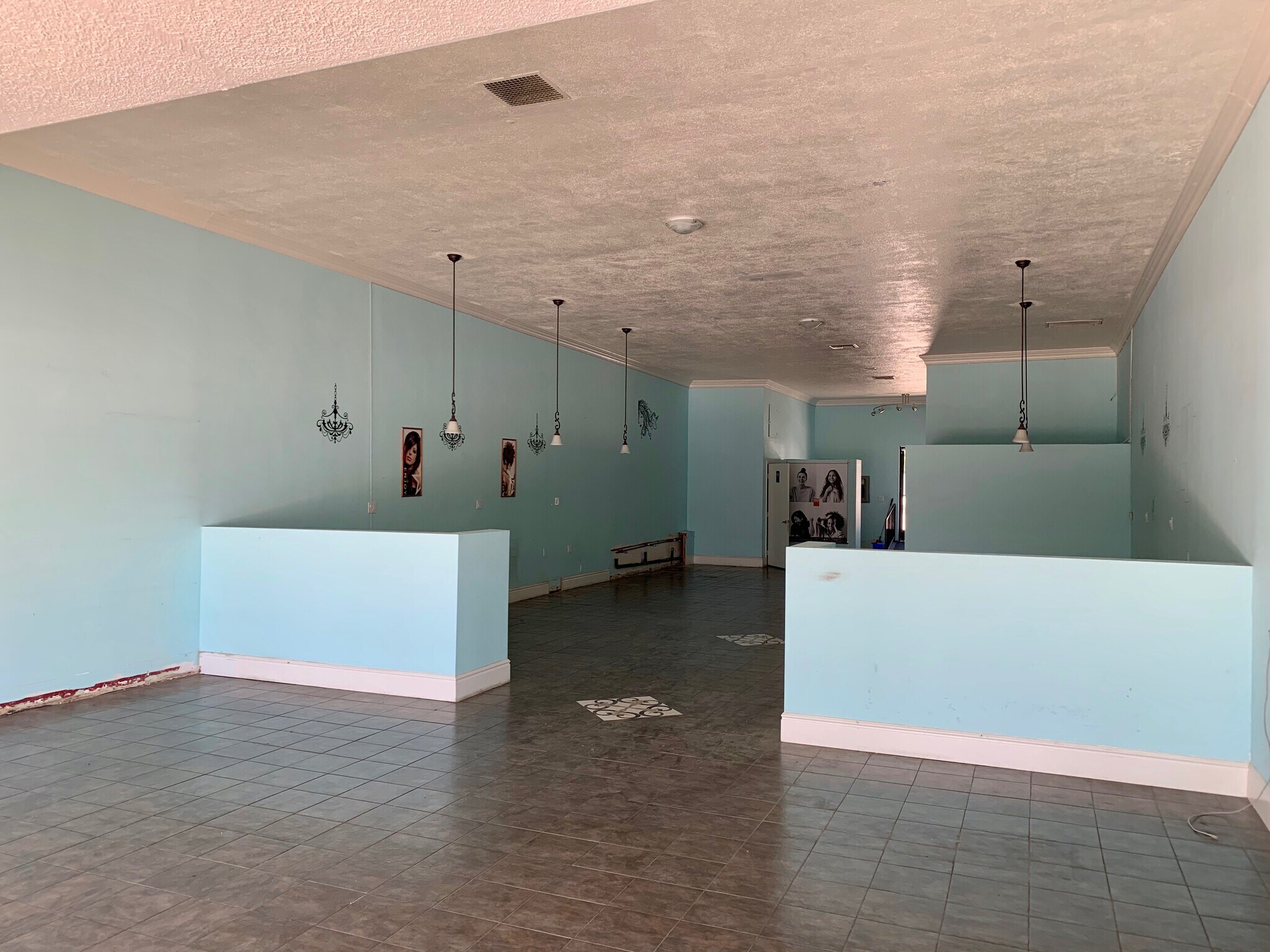 3311-3317 W Burbank Blvd, Burbank, CA à louer Photo de l’immeuble– Image 1 sur 9