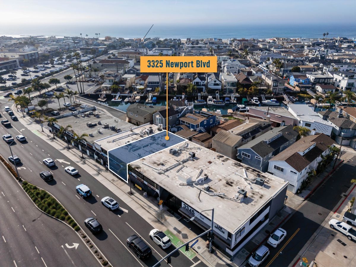 3325 Newport Blvd, Newport Beach, CA à louer Photo intérieure– Image 1 sur 4
