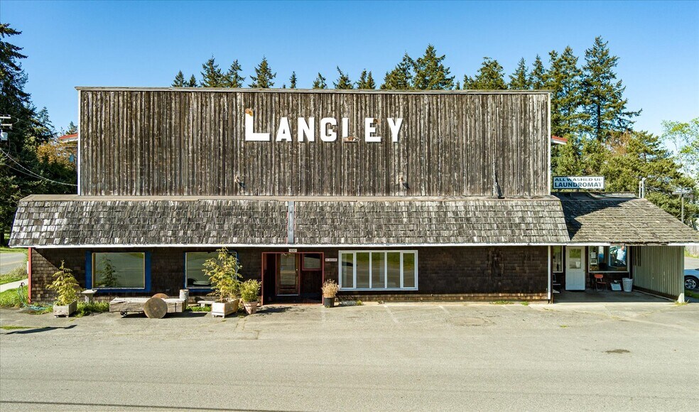 630 2nd St, Langley, WA à vendre - Photo principale – Image 1 sur 42