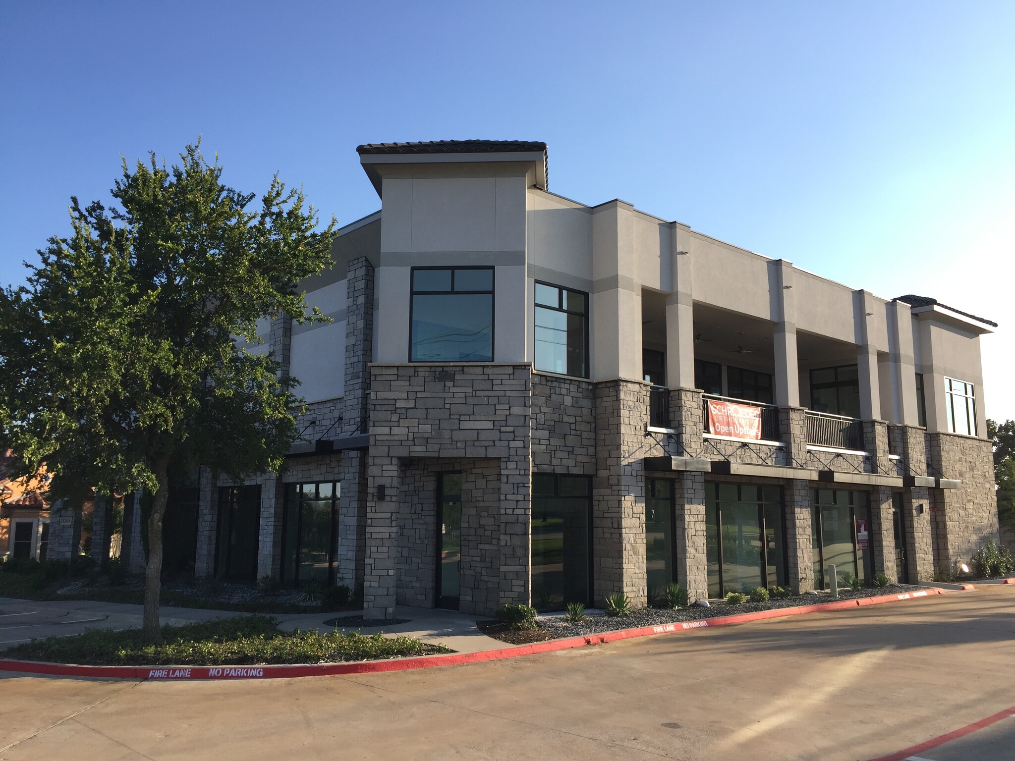 1201 Hall Johnson Rd, Colleyville, TX à louer Photo de l’immeuble– Image 1 sur 10