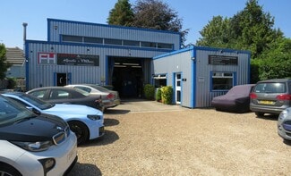 Plus de détails pour St James Rd, Fleet - Industriel/Logistique à vendre