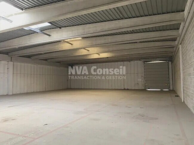 Plus de détails pour 35 Avenue Du Gros Chêne, Herblay-sur-Seine - Local d'activités, Industriel/Logistique à louer
