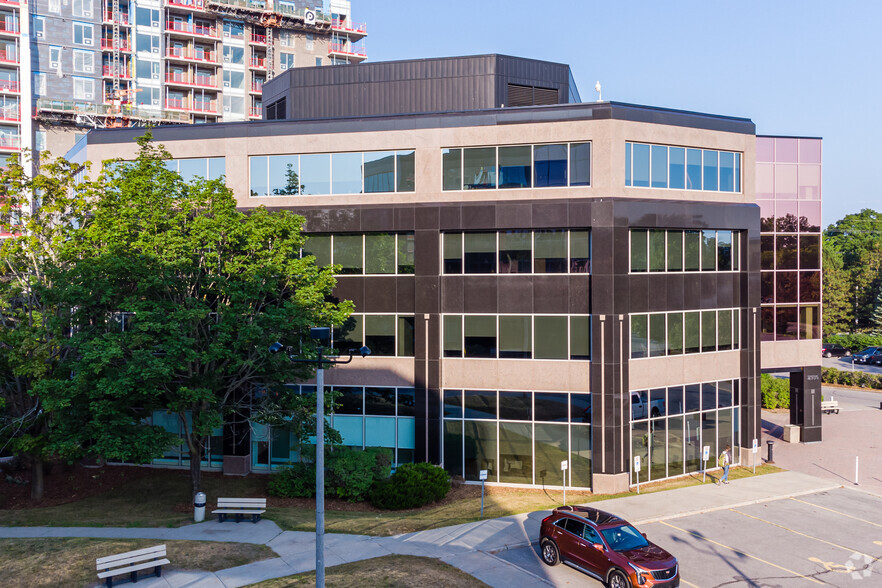 2936 Baseline Rd, Ottawa, ON à louer - Photo de l’immeuble – Image 3 sur 5