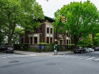 Plus de détails pour 375 Stuyvesant Ave, Brooklyn, NY - Bureau à vendre
