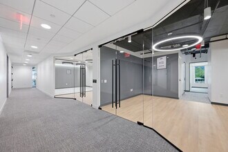 2 Bethesda Metro Ctr, Bethesda, MD à louer Photo intérieure– Image 2 sur 10