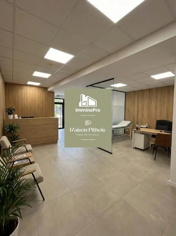 Local d’activités dans Saint-Cyr-sur-Mer à louer Photo intérieure– Image 1 sur 6