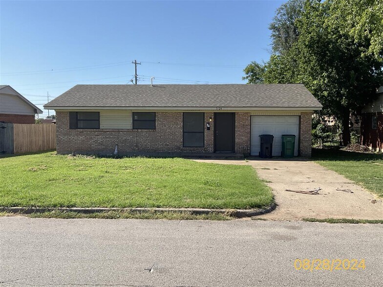 7124 NW 5th St, Oklahoma City, OK à vendre - Photo principale – Image 1 sur 1