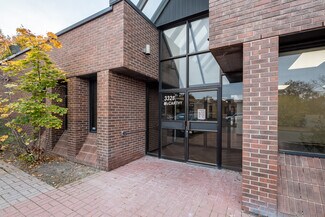 Plus de détails pour 3328 McCarthy Rd, Ottawa, ON - Bureau/Médical à louer