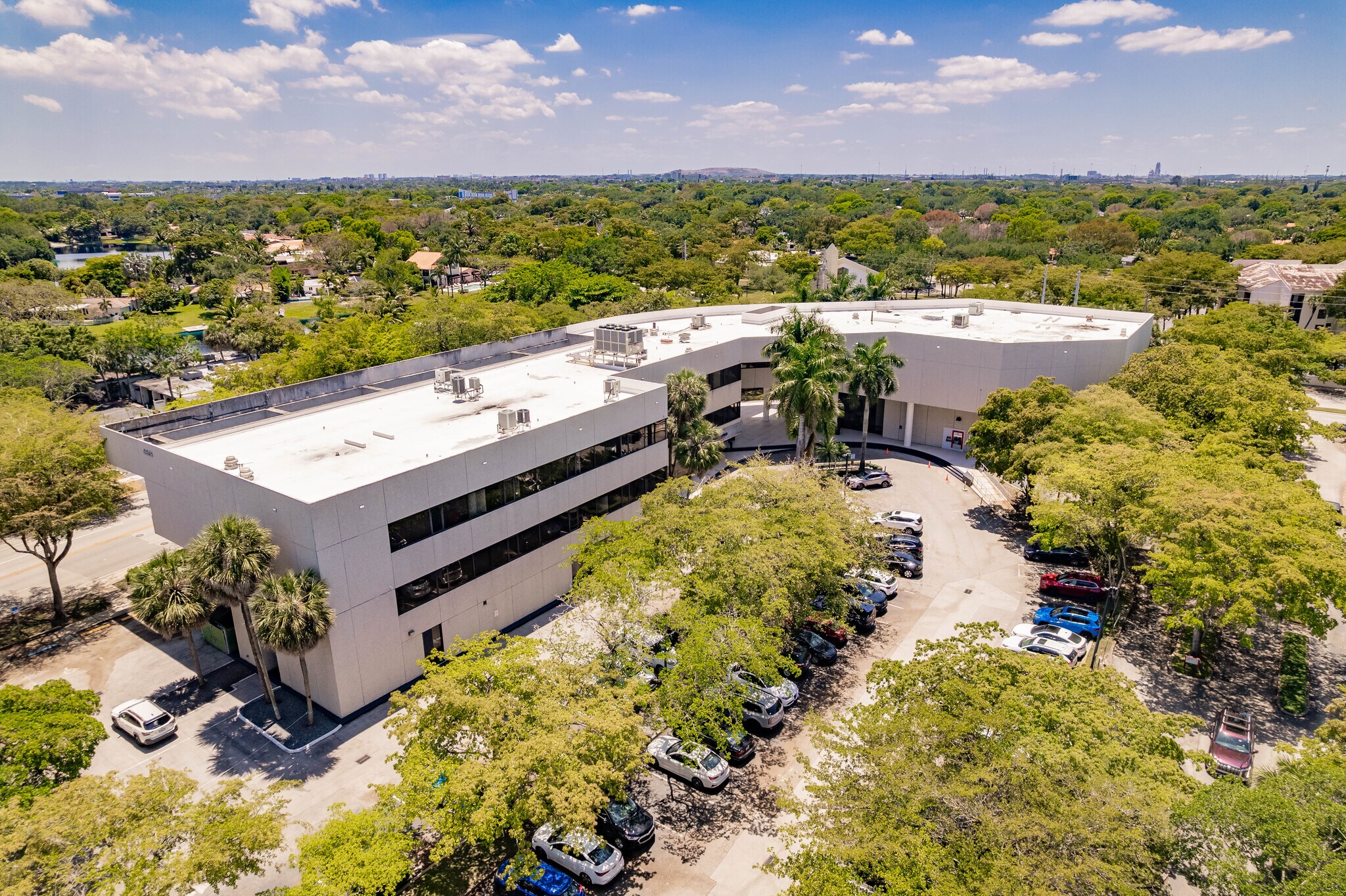 6625 miami lakes Dr, Miami Lakes, FL à vendre Photo principale– Image 1 sur 23