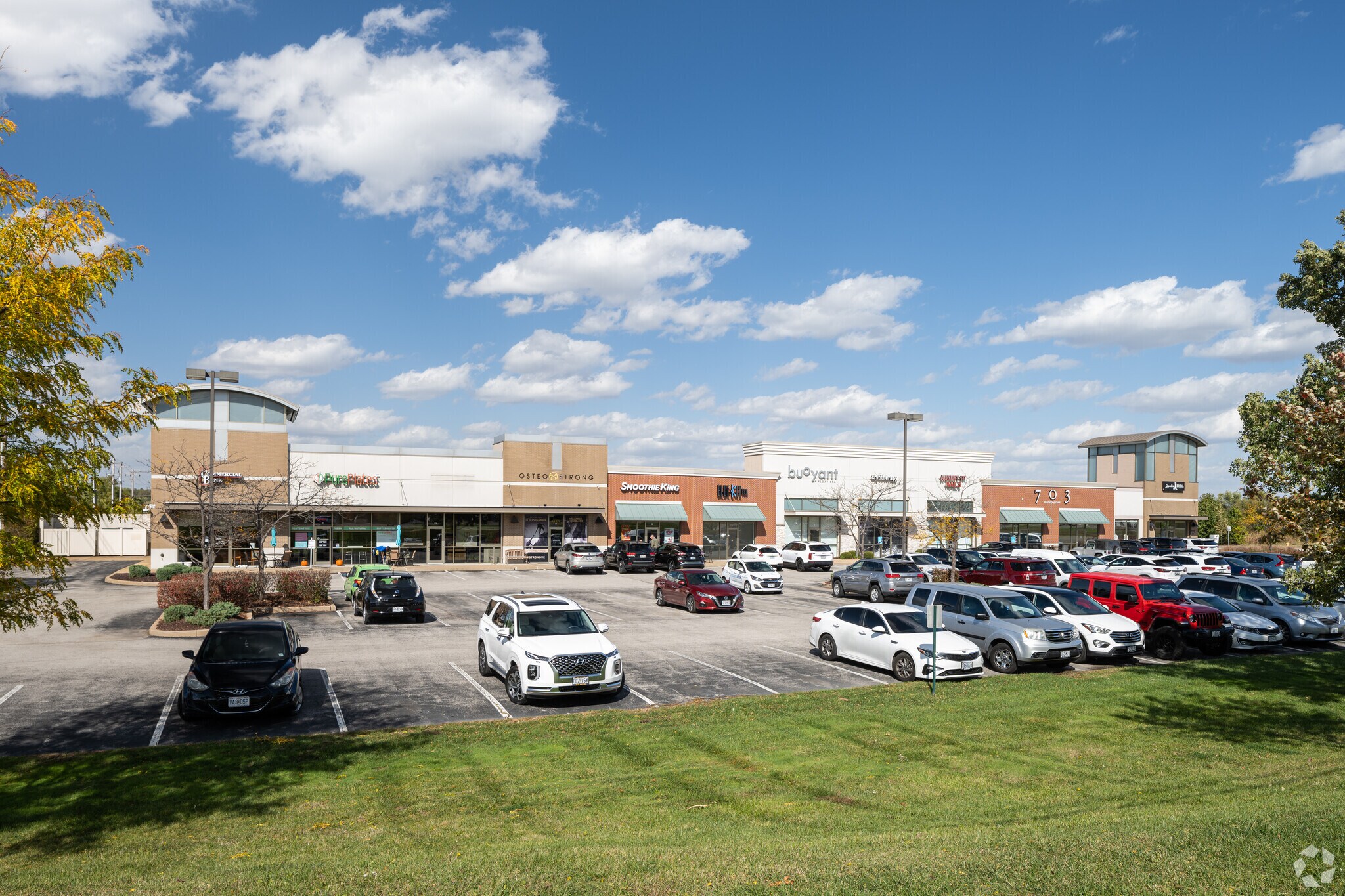 703 Long Road Crossing Dr, Chesterfield, MO à louer Photo principale– Image 1 sur 9