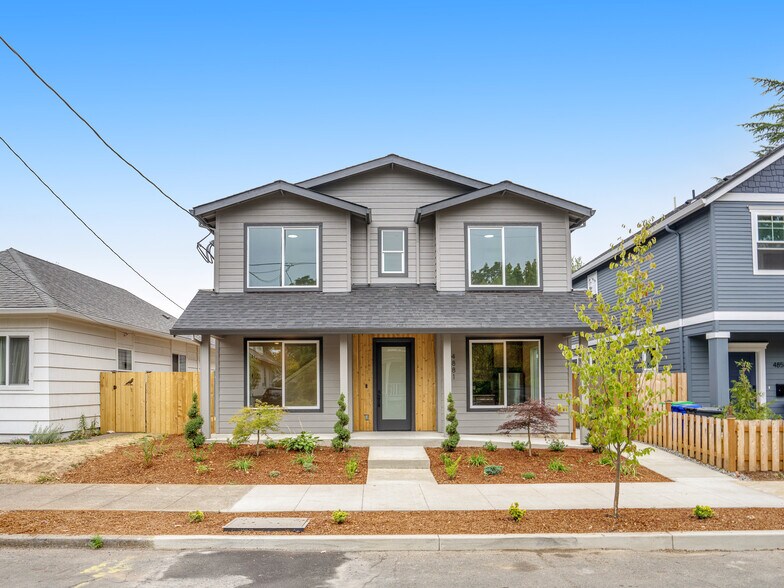 4881 SE 63rd Ave, Portland, OR à vendre - Photo de l’immeuble – Image 2 sur 14