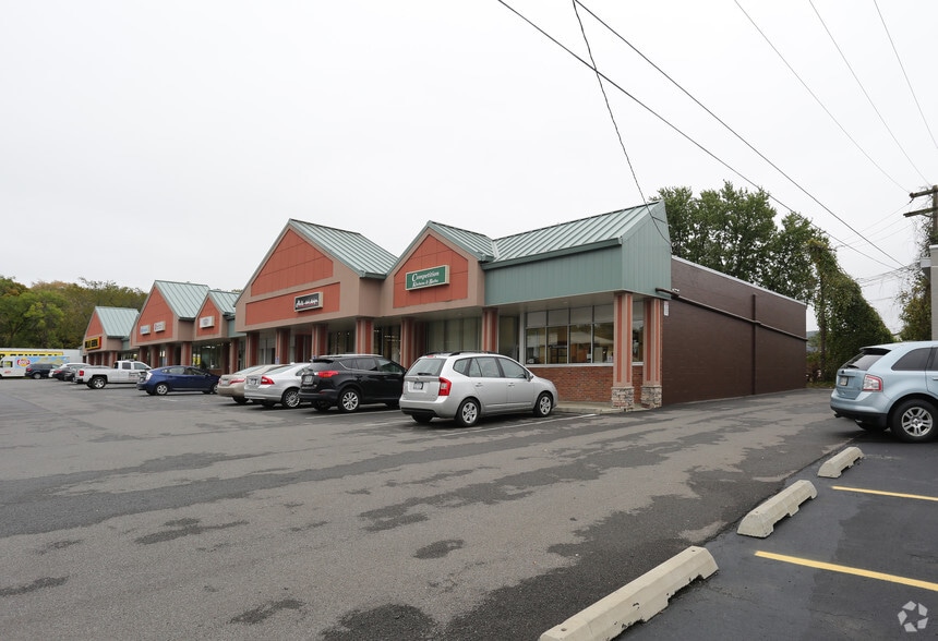 3222 Watson Blvd, Endwell, NY à louer - Photo principale – Image 1 sur 1