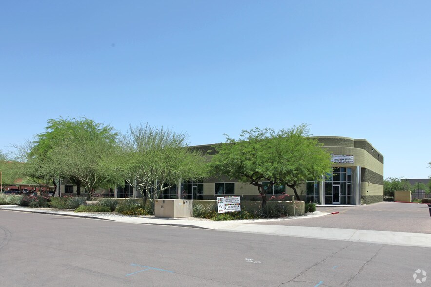 1535 W Parkside Ln, Phoenix, AZ à louer - Photo de l’immeuble – Image 3 sur 3