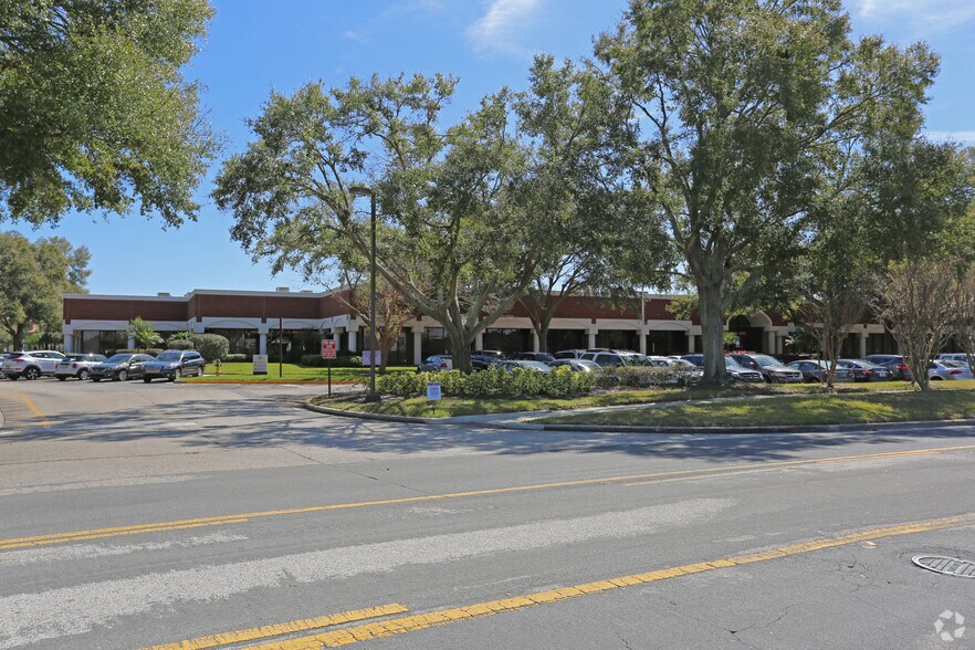 6355 Metrowest Blvd, Orlando, FL à vendre - Photo de l’immeuble – Image 2 sur 11