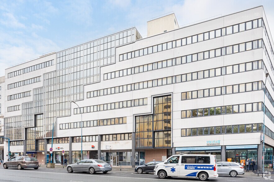 153-155 Avenue Jean Lolive, Pantin à louer - Photo de l’immeuble – Image 2 sur 8