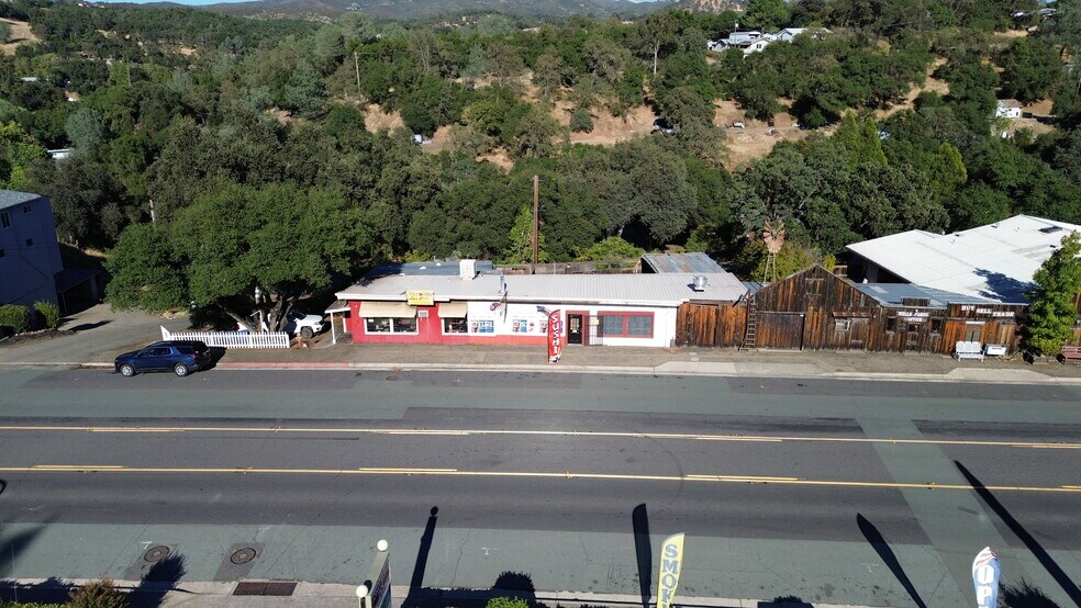 309-317 St. Charles St, San Andreas, CA à vendre - Photo de l’immeuble – Image 3 sur 10