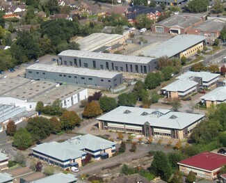 Plus de détails pour Fishponds Rd, Wokingham - Industriel/Logistique à louer
