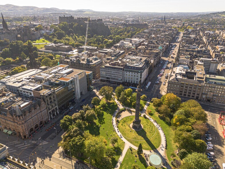 6 St. Andrew Sq, Edinburgh à louer - Photo de l’immeuble – Image 3 sur 13