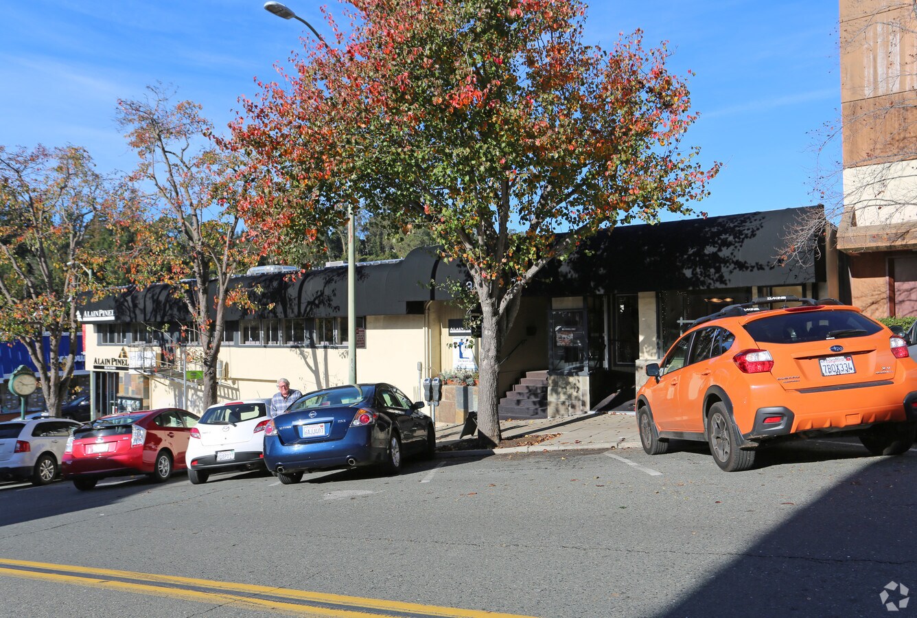 View Photo