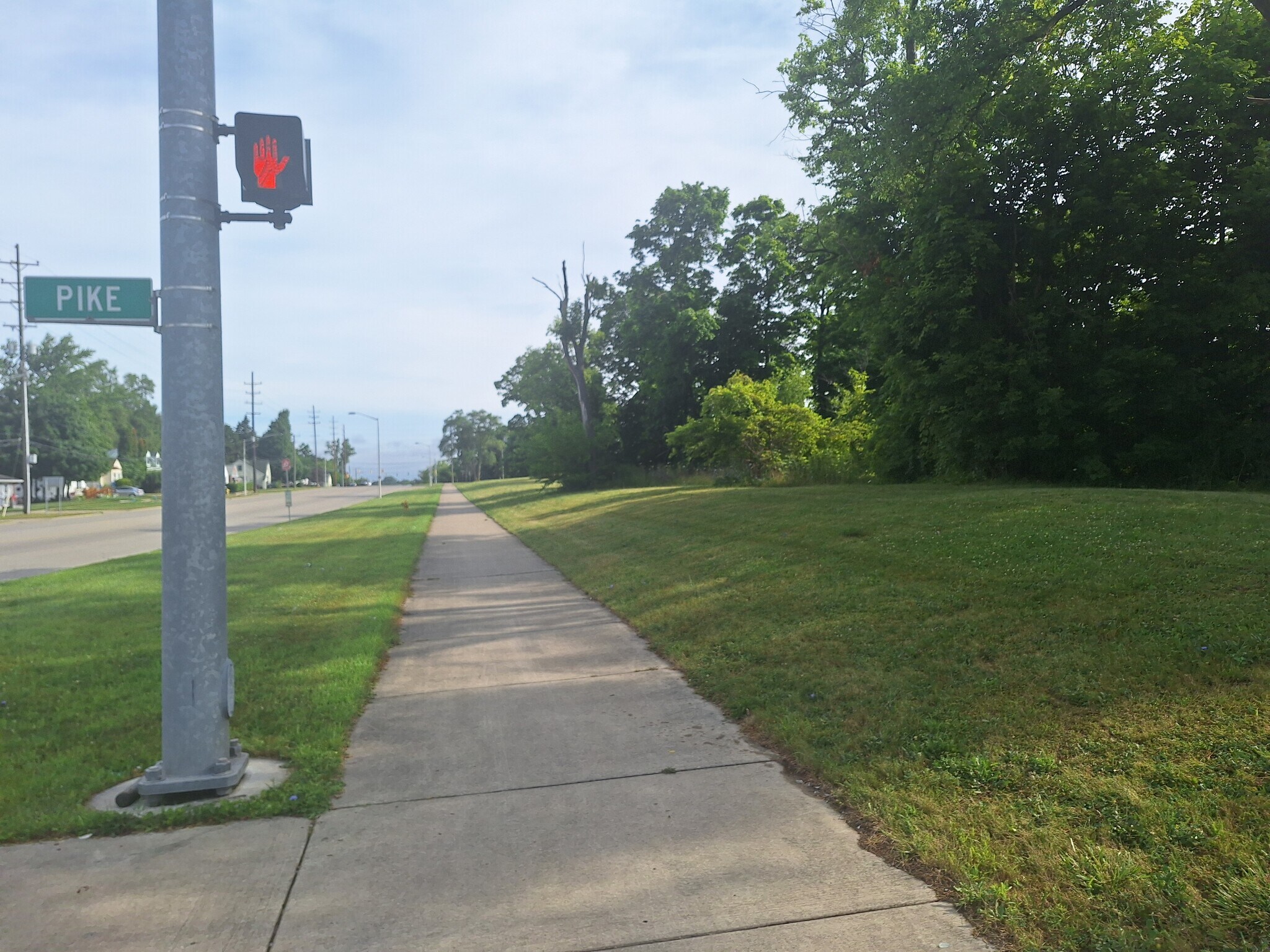 60 Martin Luther King Jr N Blvd, Pontiac, MI à vendre Photo principale– Image 1 sur 6